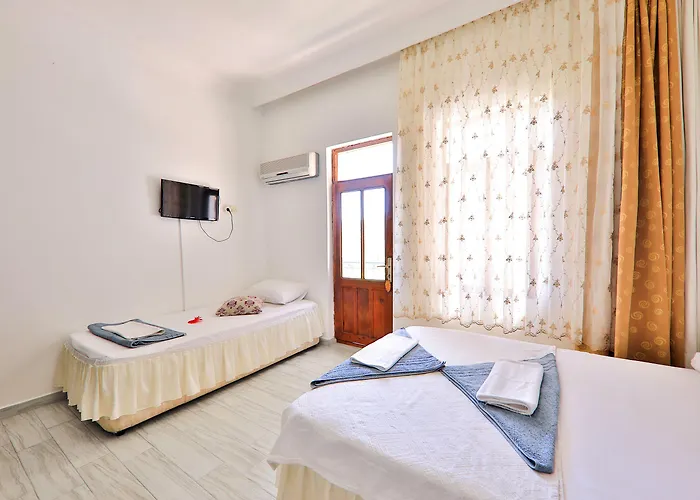 Santosa Guest house Kas