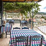 Penzion Santosa 3*